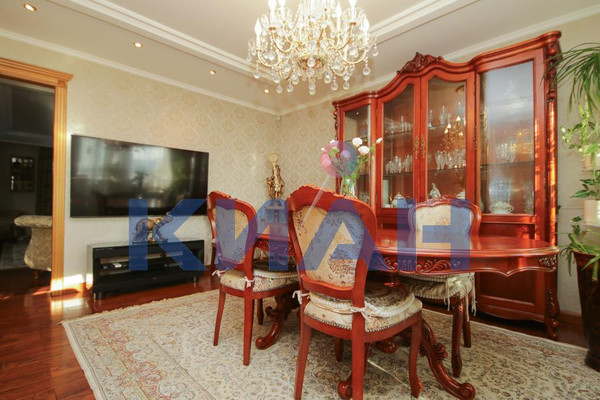 Продам многокомнатную квартиру, Ады Лебедевой ул, 66, Красноярск г