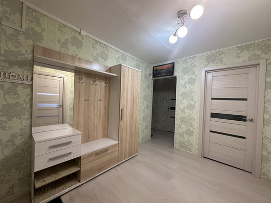Продам трехкомнатную (3-комн.) квартиру, Блюхера ул, 32, Киров г