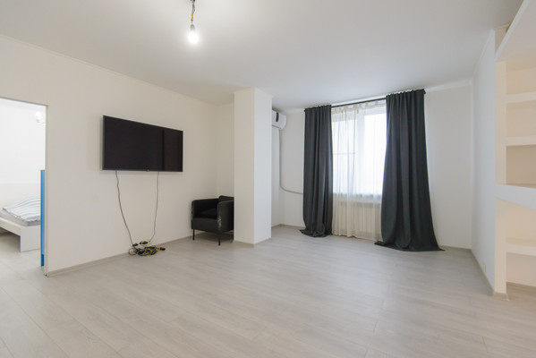 Продам двухкомнатную (2-комн.) квартиру, Казахстанский пер, 19а, Ростов-на-Дону г