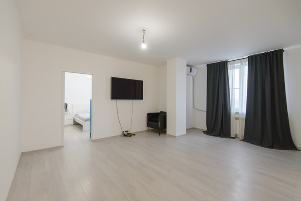 Продам двухкомнатную (2-комн.) квартиру, Казахстанский пер, 19а, Ростов-на-Дону г