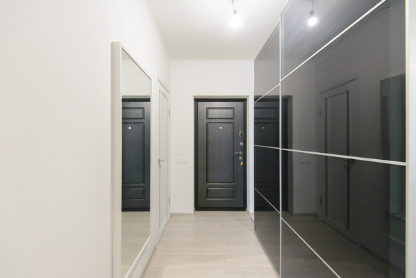 Продам двухкомнатную (2-комн.) квартиру, Казахстанский пер, 19а, Ростов-на-Дону г