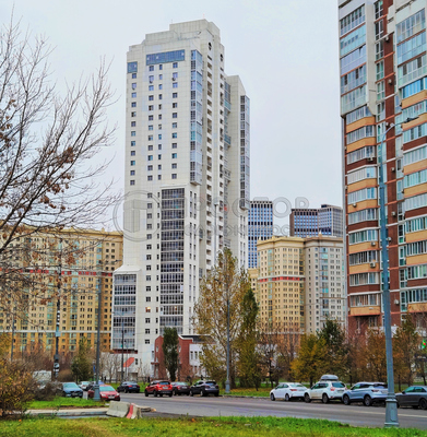 Продам трехкомнатную (3-комн.) квартиру, Мосфильмовская ул, 55, Москва г