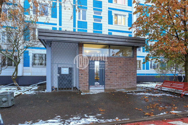 Продам двухкомнатную (2-комн.) квартиру, Каширское ш, 80к2, Москва г