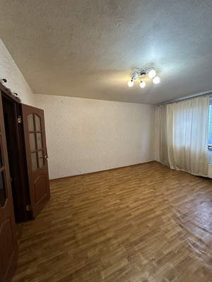 Продам трехкомнатную (3-комн.) квартиру, Марьинский Парк ул, 23к1, Москва г