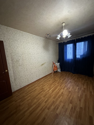 Продам трехкомнатную (3-комн.) квартиру, Марьинский Парк ул, 23к1, Москва г