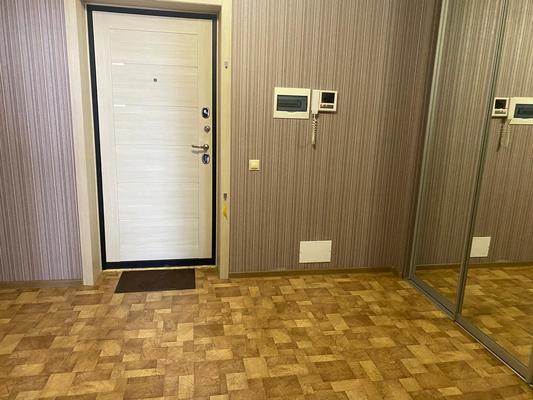 Продам однокомнатную (1-комн.) квартиру, Татарская ул, 93, Рязань г