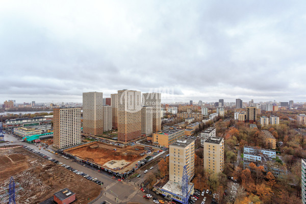 Продам трехкомнатную (3-комн.) квартиру, Кронштадтский б-р, 6к2, Москва г