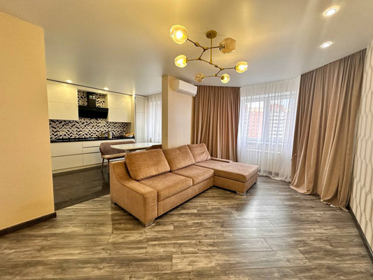 Продам трехкомнатную (3-комн.) квартиру, 2-я Комсомольская ул, 16к6, Дмитров г