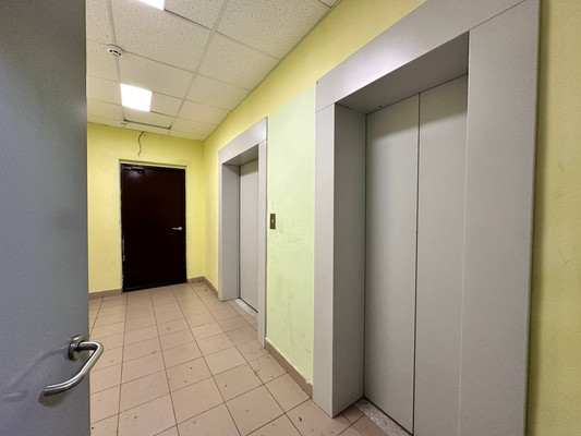 Продам трехкомнатную (3-комн.) квартиру, 2-я Комсомольская ул, 16к6, Дмитров г