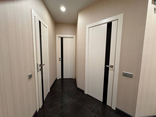 Продам трехкомнатную (3-комн.) квартиру, 2-я Комсомольская ул, 16к6, Дмитров г