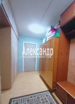 Продам трехкомнатную (3-комн.) квартиру, 31, Романовка п