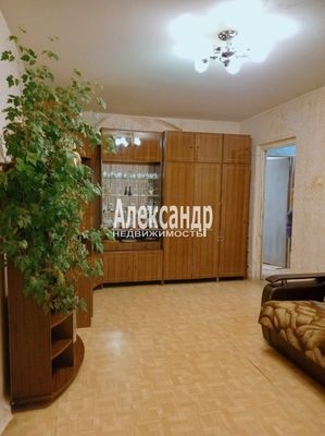 Продам трехкомнатную (3-комн.) квартиру, 31, Романовка п