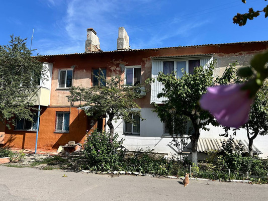 Продам двухкомнатную (2-комн.) квартиру, Володарского ул, 15, Феодосия г