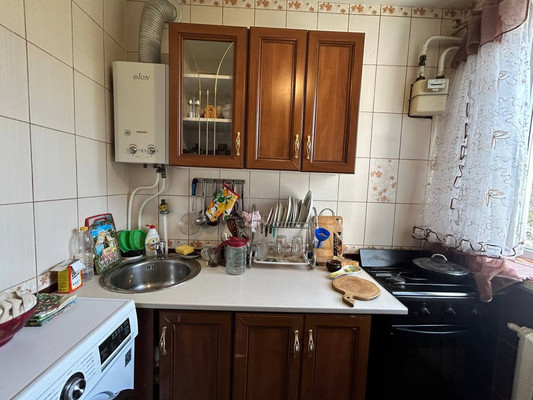 Продам двухкомнатную (2-комн.) квартиру, Володарского ул, 15, Феодосия г