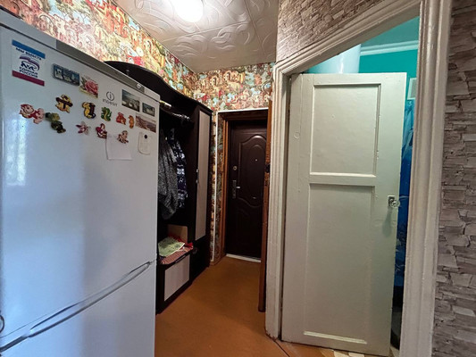 Продам двухкомнатную (2-комн.) квартиру, Володарского ул, 15, Феодосия г