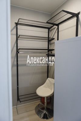 Продам однокомнатную (1-комн.) квартиру, Орджоникидзе ул, 52, Санкт-Петербург г