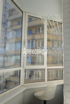 Продам однокомнатную (1-комн.) квартиру, Орджоникидзе ул, 52, Санкт-Петербург г