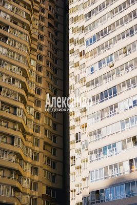 Продам однокомнатную (1-комн.) квартиру, Орджоникидзе ул, 52, Санкт-Петербург г