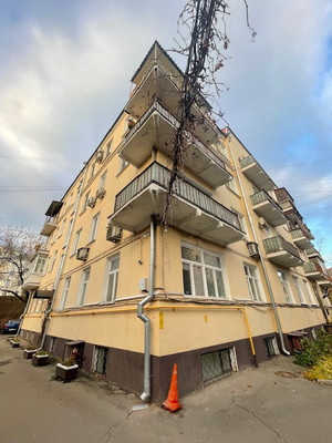 Продам однокомнатную (1-комн.) квартиру, Воротниковский пер, 7к4, Москва г