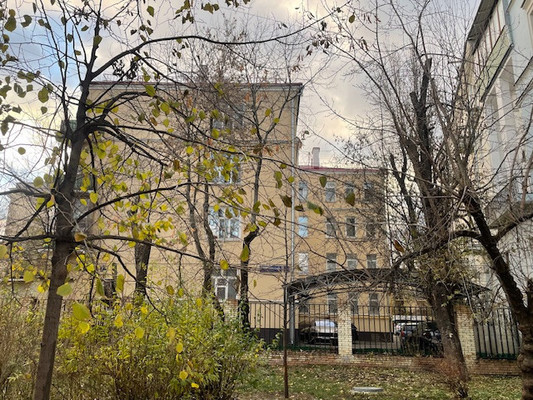 Продам однокомнатную (1-комн.) квартиру, Воротниковский пер, 7к4, Москва г