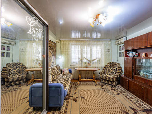 Продам трехкомнатную (3-комн.) квартиру, Школьная ул, 26, Маленькое с