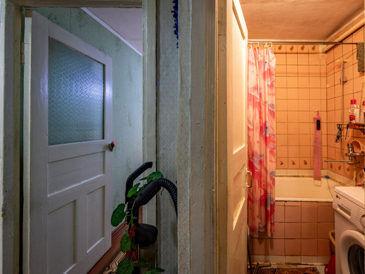 Продам трехкомнатную (3-комн.) квартиру, Школьная ул, 26, Маленькое с