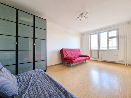 Сдам однокомнатную (1-комн.) квартиру, Нарвская ул, 1Ак1, Москва г