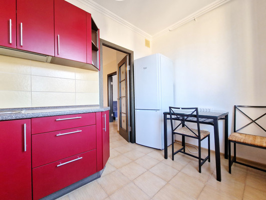 Сдам однокомнатную (1-комн.) квартиру, Нарвская ул, 1Ак1, Москва г