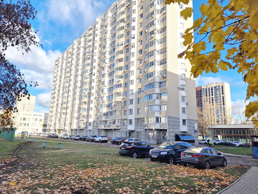 Сдам однокомнатную (1-комн.) квартиру, Нарвская ул, 1Ак1, Москва г