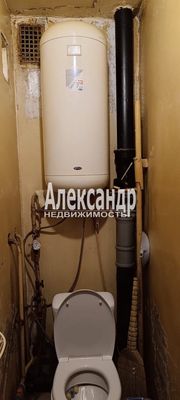 Продам трехкомнатную (3-комн.) квартиру, Калинина ул, 14, Приозерск г