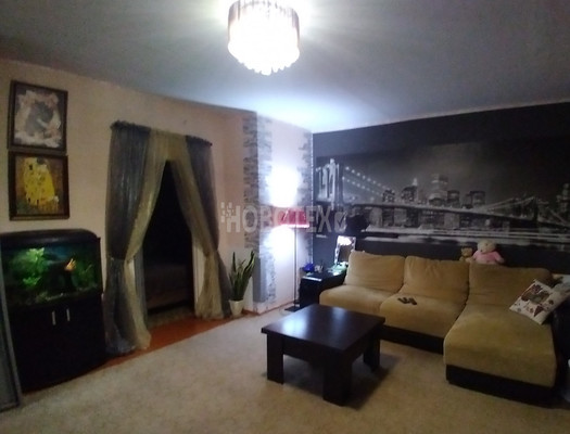 Продам двухкомнатную (2-комн.) квартиру, Ленина ул, 178, Ильский пгт