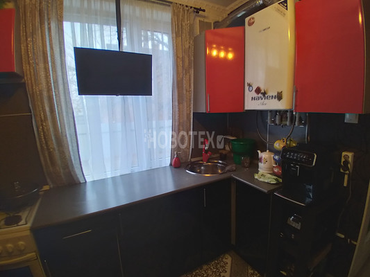 Продам двухкомнатную (2-комн.) квартиру, Ленина ул, 178, Ильский пгт