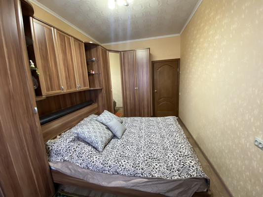 Продам двухкомнатную (2-комн.) квартиру, Северная ул, 48, Нижневартовск г