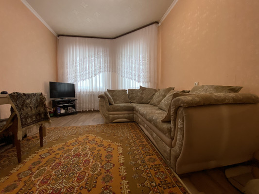 Продам двухкомнатную (2-комн.) квартиру, Северная ул, 48, Нижневартовск г