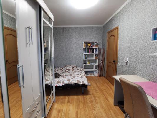 Продам трехкомнатную (3-комн.) квартиру, Красная (Львовский мкр.) ул, 20/9, Подольск г