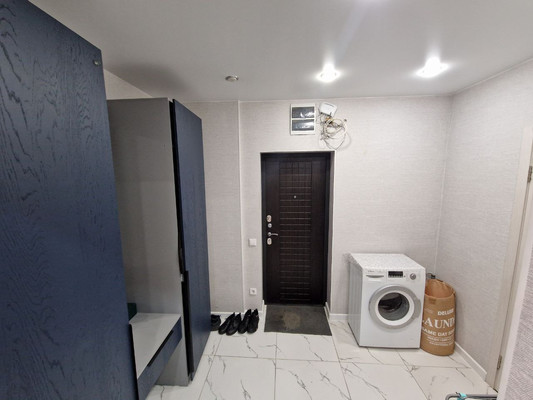 Продам двухкомнатную (2-комн.) квартиру, Пискунова ул, 148к5, Иркутск г