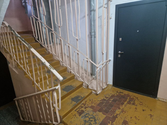Продам многокомнатную квартиру, Академика Курчатова ул, 13, Иркутск г
