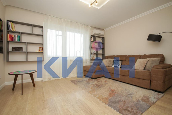 Сдам трехкомнатную (3-комн.) квартиру, 78 Добровольческой Бригады ул, 10, Красноярск г