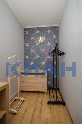 Сдам трехкомнатную (3-комн.) квартиру, 78 Добровольческой Бригады ул, 10, Красноярск г