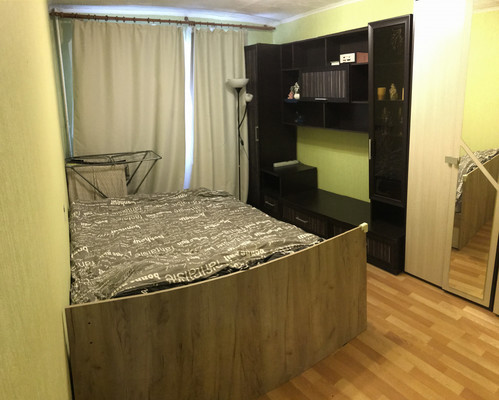Продам двухкомнатную (2-комн.) квартиру, Павлика Морозова ул, 5к3, Мурманск г