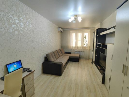 Продам однокомнатную (1-комн.) квартиру, Парковая ул, 60к4, Анапа г