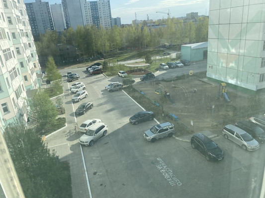 Продам однокомнатную (1-комн.) квартиру, Нефтяников ул, 37, Нижневартовск г