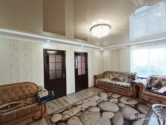 Продам трехкомнатную (3-комн.) квартиру, Крымских Партизан ул, 23, Симферополь г