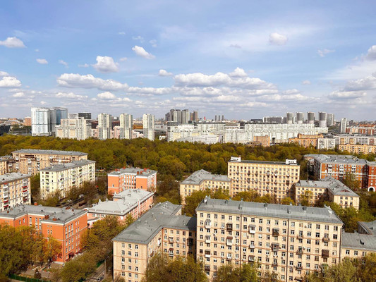 Продам трехкомнатную (3-комн.) квартиру, Зорге ул, 9к2, Москва г