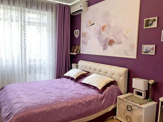 Продам трехкомнатную (3-комн.) квартиру, Тургенева ул, 29, Геленджик г