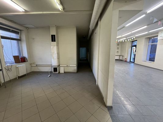 Сдам торговое помещение 120 м2, Мира пр-кт, 23-27, Калининград г