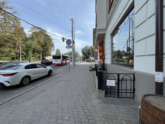 Сдам торговое помещение 195 м2, Мира пр-кт, 23-27, Калининград г