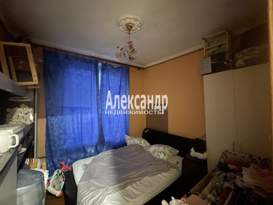 Продам комнату в 3-комн. квартире, Пограничника Гарькавого ул, 5к1, Санкт-Петербург г