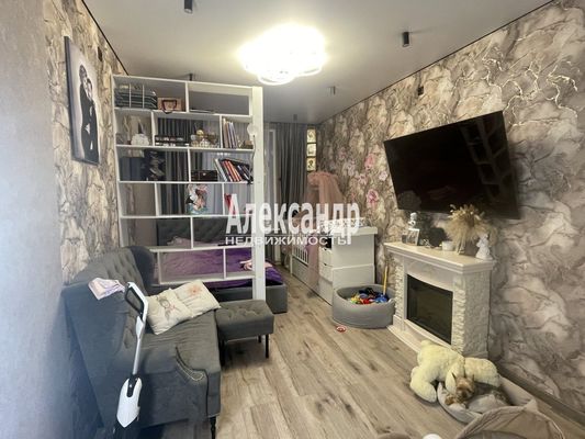 Продам комнату в 3-комн. квартире, Пограничника Гарькавого ул, 5к1, Санкт-Петербург г