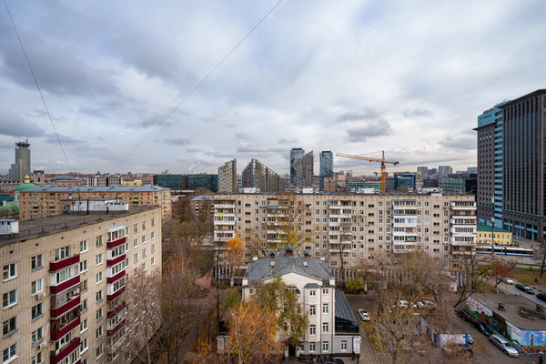 Продам двухкомнатную (2-комн.) квартиру, Дмитровка Б. ул, 33к2, Москва г